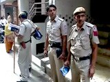 Video : दिल्ली में ट्रिपल मर्डर : चाकू से गोदकर मां, बेटा और बेटी की हत्या