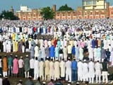 Videos : ईद-उल-जुहा : लखनऊ में पहली बार शिया और सुन्‍नी ने साथ मिलकर नमाज अदा की