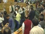 Videos : जम्मू कश्मीर में BJP विधायकों ने सदन के भीतर ही निर्दलीय MLA को पीटा