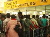 Videos : त्योहारों के मौसम में रेलवे ने चलाई सुविधा ट्रेन, लेकिन टिकट चार गुनी कीमत पर