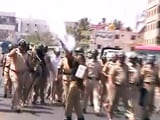 Video : नए पीएफ नियमों के खिलाफ बेंगलुरु में उग्र प्रदर्शन, कई वाहनों को आग लगाई