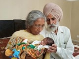 Videos : शादी के 46 साल बाद घर में गूंजी किलकारी, 72 साल की महिला ने दिया बच्चे को जन्म