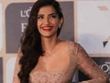 Video : How Sonam Defended Her 'Friend' Tanmay Bhat