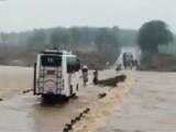 Videos : मध्‍य प्रदेश में बारिश में बहे करोड़ों के बांध, कई गांवों में बाढ़ जैसे हालात
