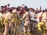 Video : भोपाल एनकाउंटर : आठों कैदियों की मौत गोली लगने से हुई
