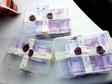Videos : पश्चिमी दिल्ली के एक घर में छप रहे थे 2000 के नकली नोट