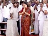 Video : Sasikala Pays Tribute To Jayalalithaa Before Heading To Bengaluru