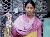 Videos : राष्ट्रीय तीरंदाजी चैम्पियन बेच रही है संतरे