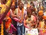 Videos : यूपी में बीजेपी की ऐतिहासिक जीत, खेली गई केसरिया होली