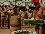Video : Kashmir Politicians Skip Ceremony To Pay Respects To Fallen Policemen