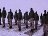 Videos : लद्दाख में तैनात जवानों ने भी किया योग