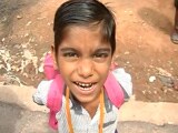 Video : अब स्कूल जाएगा ओंकार, NDTV पर खबर दिखाए जाने के बाद मदद को आगे आए कई लोग