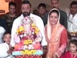 Video : Sanjay Dutt & Family Bid Farewell To Their Ganesha Idol