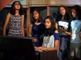Video: Schoolgirls Compose Professional Music