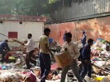 Video : जंतर मंतर से आज 'वन रैंक वन पेंशन' की मांग कर रहे लोगों को भी हटाया गया