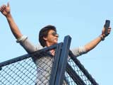 Video : Shah Rukh Khan's Birthday & The Madness Outside Mannat