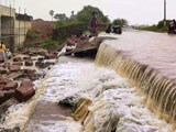 Video : Chennai Braces For More Rain,10,000 In Tamil Nadu Relief Camps