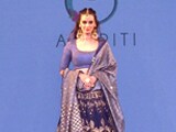Video : Evelyn Sharma Walks The Ramp For Sukriti & Aakriti