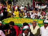 Video : क्या इन किसानों की समस्याएं कलेक्टर, बीडीओ अपने स्तर पर नहीं सुलझा सकते?