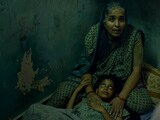 Video : फिल्‍म रिव्‍यू : चाइल्ड रेप पर बनी फिल्‍म Ajji का कहानी कहने का अंदाज है जुदा