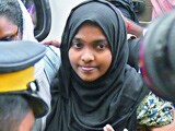 Videos : बड़ी खबर : सुप्रीम कोर्ट ने कहा, हदिया को उसके माता-पिता की हिरासत से रिहा किया जाए