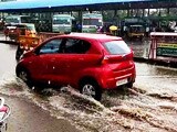 Video : Heavy Rain In Tamil Nadu, Cyclone Ockhi Heads For Lakshadweep