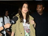 Video : Anushka Sharma Flies To Italy. Will She Come Back Married To Virat Kohli?