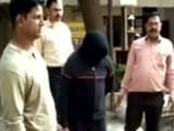 Video : मुंबई में हाई प्रोफाइल पार्टियों में ड्रग्स सप्लाई करने वाला बकुल चंदरिया गिरफ्तार