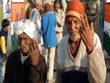Video : गुजरात: 6 बूथों पर फिर से मतदान