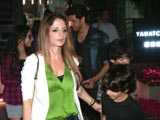 Video : Spotted! Hrithik Roshan & Sussanne Khan With Their Kids