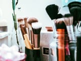 Beauty Tips: How The Pros Clean Their Make-Up Brushes
