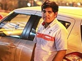 Videos : दिल्ली में रोडरेज : मामूली सी टक्कर होने पर युवक पर चढ़ा दी कार