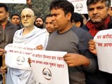 Video : PM मोदी के नोएडा आने से पहले फ्लैट खरीददारों का प्रदर्शन