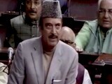 Video : इंडिया 7 बजे : संसद में एक विवाद सुलझा, दूसरा खड़ा हो गया