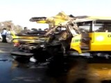 Video : इंदौर में DPS की स्कूल बस और ट्रक की भीषण टक्कर, 6 की मौत