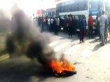 Videos : 'पद्मावती' पर हिंसा को राज्य सरकारों की शह?