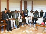 Video : कांग्रेस की अगुवाई में विपक्षी दलों की बैठक, सोनिया गांधी ने एकजुट होने का आह्वान किया