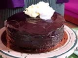 Video: Feeding Frenzy: Chocolate Cake By Arshi Dhupia