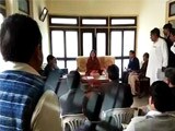 Video : Maneka Gandhi Loses Her Cool At UP Official, Finds Herself In Controversy
