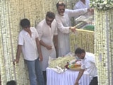 Video : Sridevi's Colleagues, Fans Bid Her An Emotional Farewell