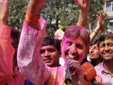 Video : व्यंग्य के रंग में कुमार विश्वास