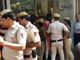 Videos : सिटी सेंटर : दिल्ली में सीलिंग ड्राइव ने एक बार फिर पकड़ा जोर, दाउद का करीबी गिरफ्तार